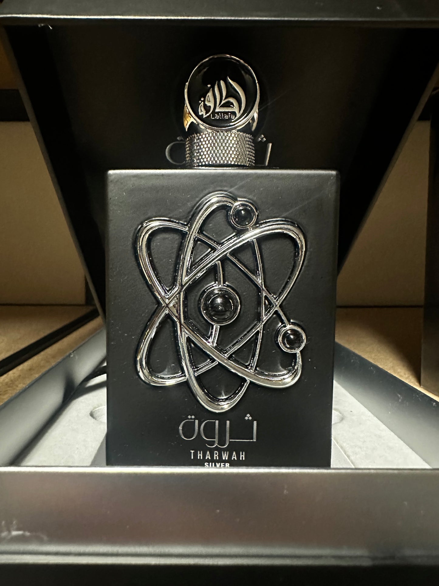 Lattafa Tharwah Eau de Parfum – 100ml